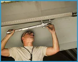 United Garage Door Quincy, MA 617-553-1650 - sidebar-door-install-15-05m