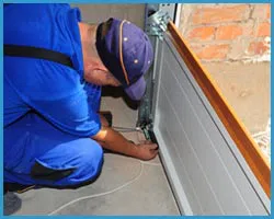 United Garage Door Quincy, MA 617-553-1650 - sidebar-door-maintaince-15-05m