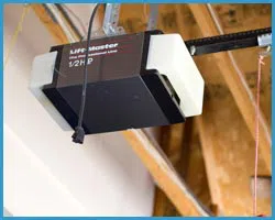 United Garage Door Quincy, MA 617-553-1650 - sidebar-opener-15-05m